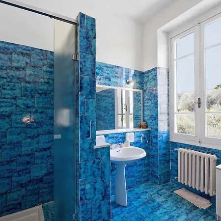 Appartamento Blu * Imperia